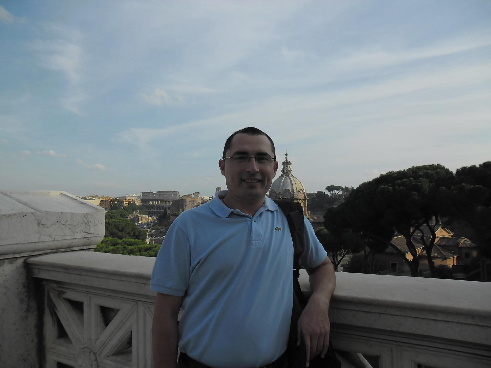 adolfo 2
